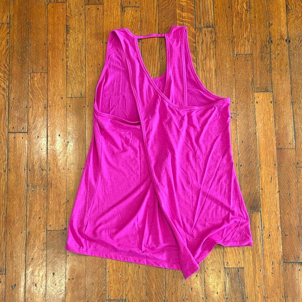 Athleta Fuchsia Sleeveless Tank